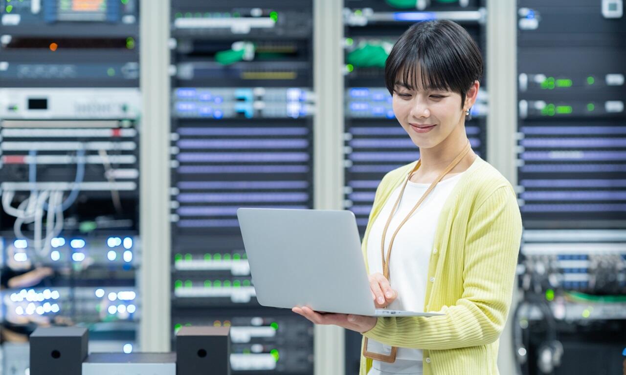 Webサイトのセキュリティ向上にどのように対応すれば良いかわからなくて困っている様子